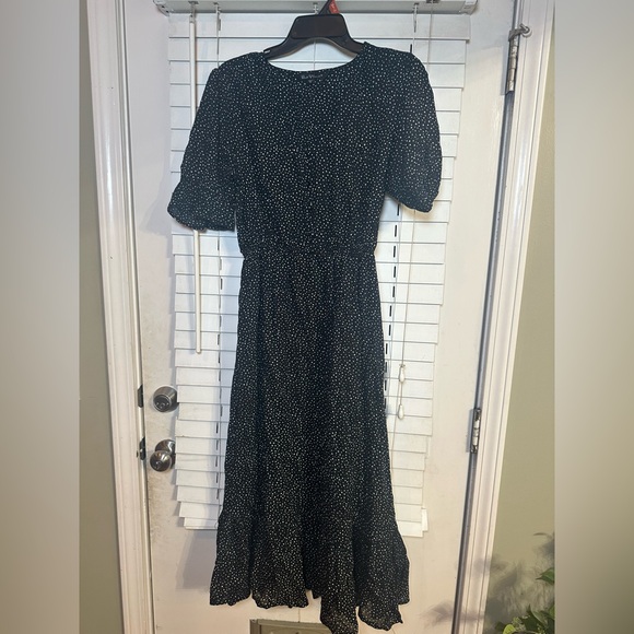 BLACK WHITE POLKA DOT BUTTON UP DRESS 5E